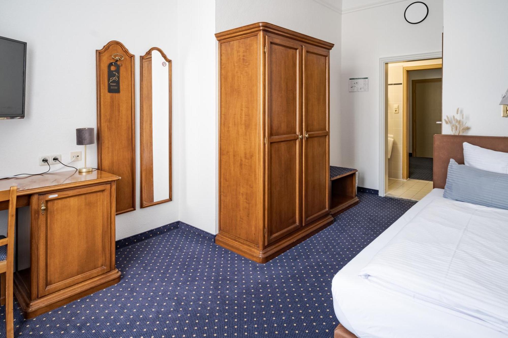 Hotel Goldener Hirsch Kaufbeuren Habitación foto