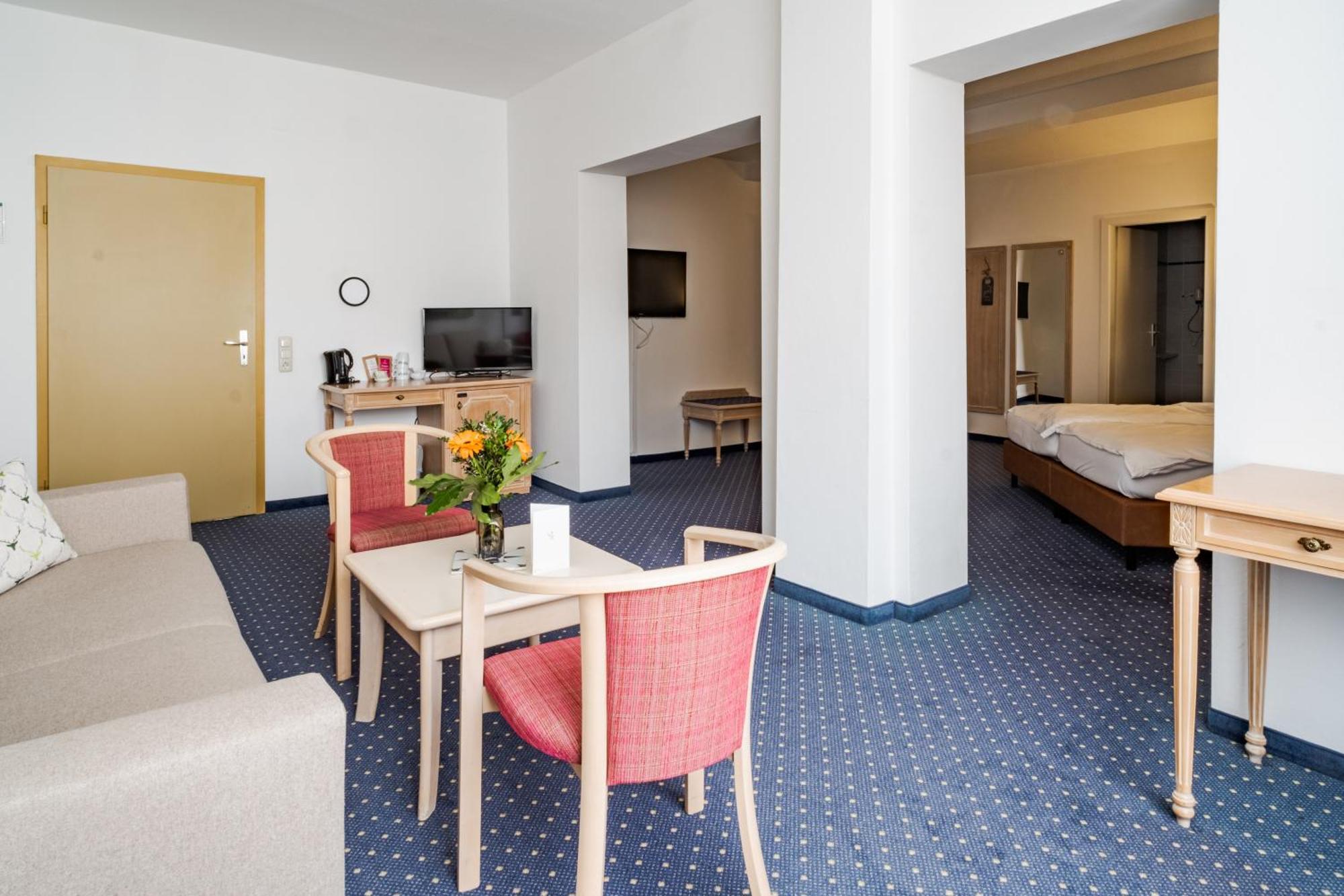 Hotel Goldener Hirsch Kaufbeuren Habitación foto
